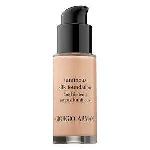 GIORGIO ARMANI BEAUTY Luminous Silk Foundation